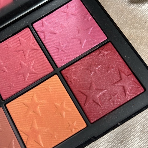 Rising Star NARS blush palette - Picture 3 of 5